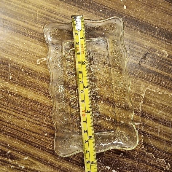 Vintage Tiara by Indiana Glass MCM Lord's last supper butter dish - Picture 2 of 2